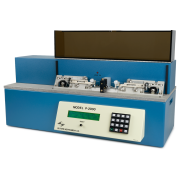 Laserový vytahovač mikropipet P-2000
